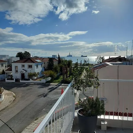 George Roof Garden Apartment Larnaca